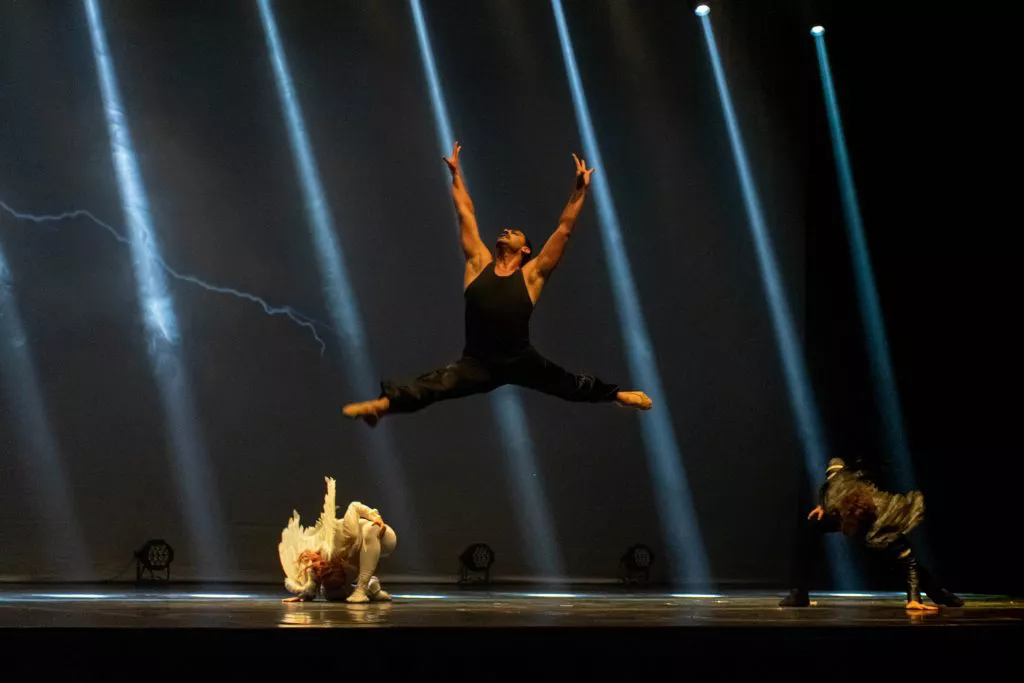 El show debe continuar (1)