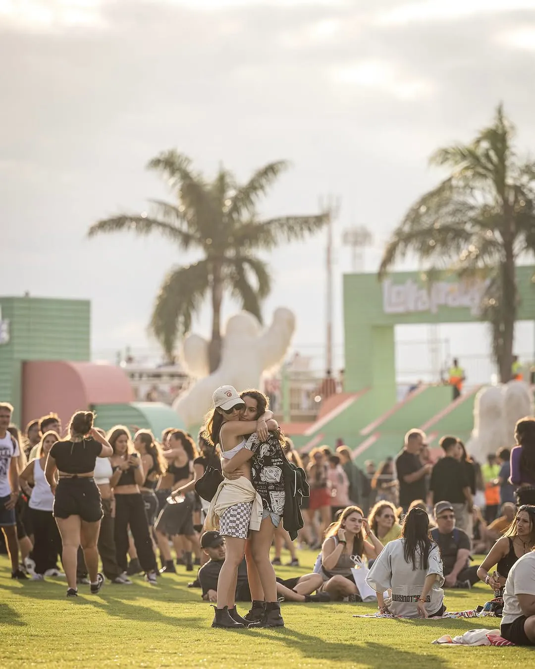¡Día, atardecer y noche en Lolla! Así se viven todos los HORARIOS en el Hipódromo de San Isidro (1)