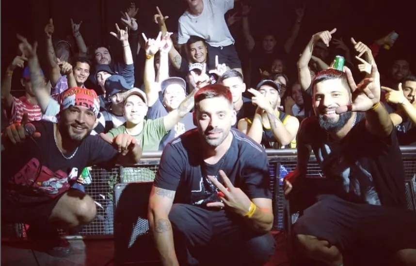 Instagram: armamentales