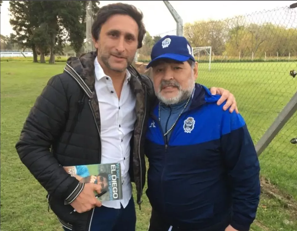 Julio Ferrer y Diego Maradona