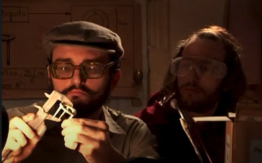 “Plastiquito” dirigido por Agustin Gregori