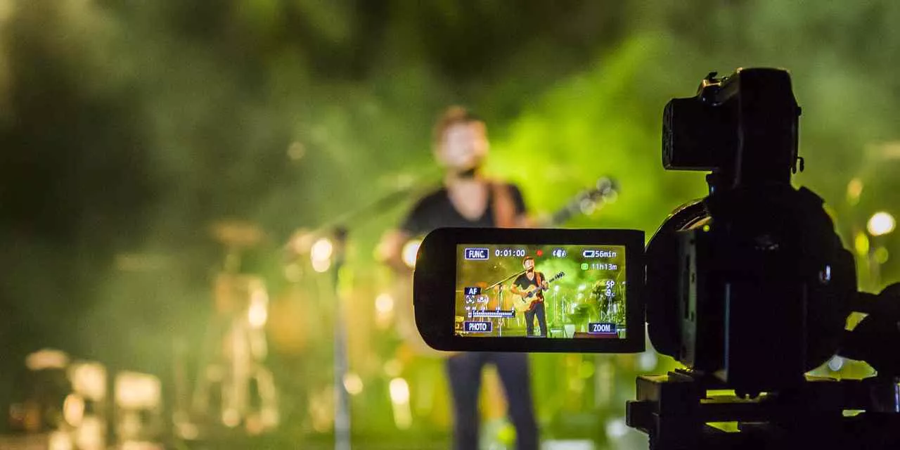 Cómo HACER tu próximo VIDEO MUSICAL 17 tips para CREAR y llevar a cabo la producción de un VIDEO CLIP