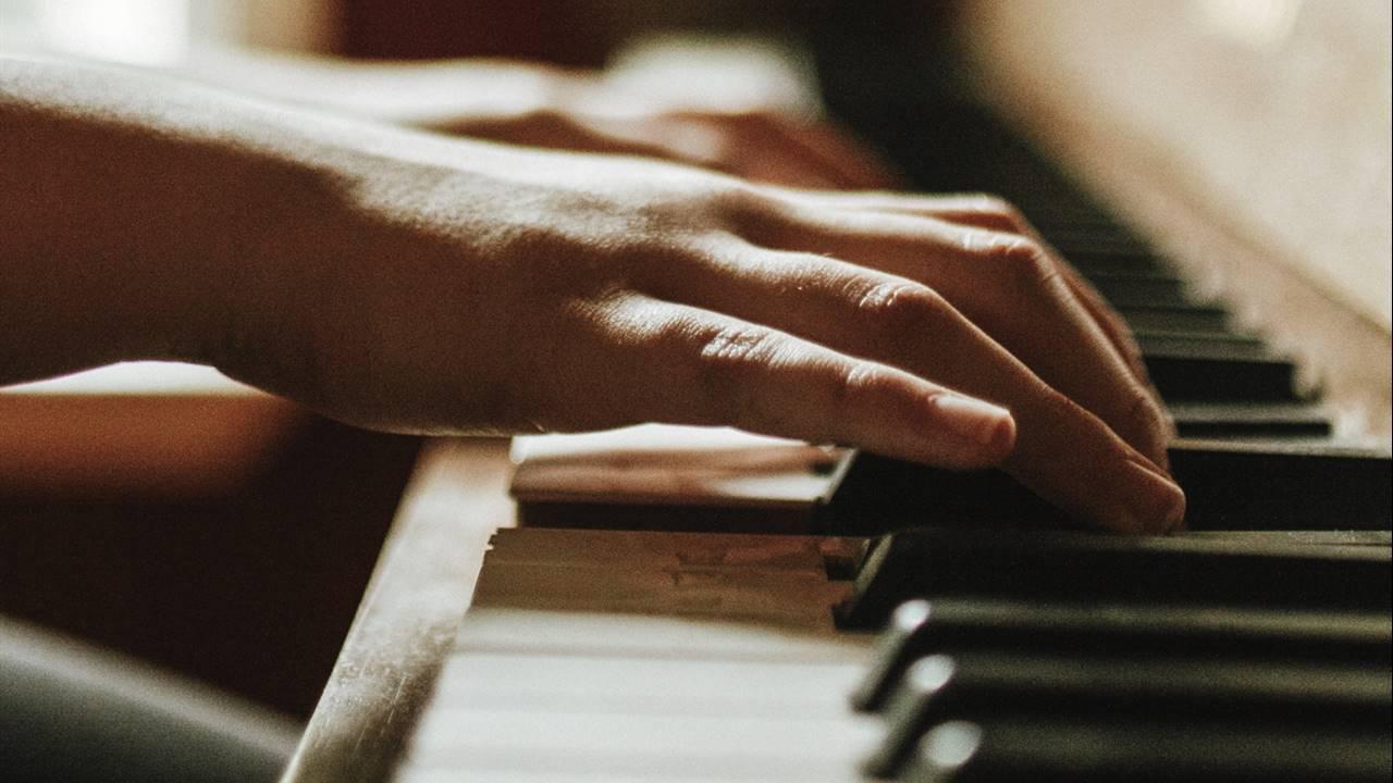 musicoterapia_5e4bd11d_1280x720