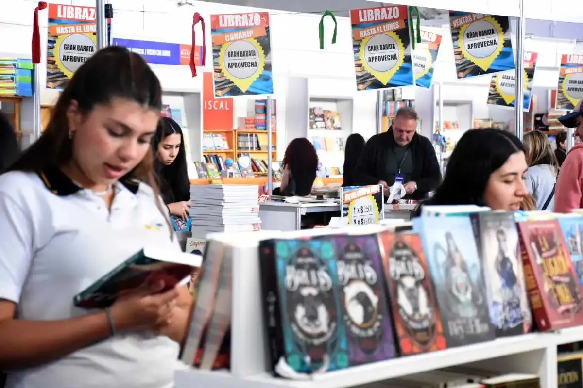 neuquen-10-feria-del-libro-foto-mati-subat-MES_7358